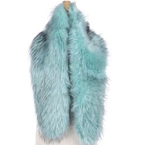 Minty Blue Faux Fur Raccoon Scarf-NWT-Boutique